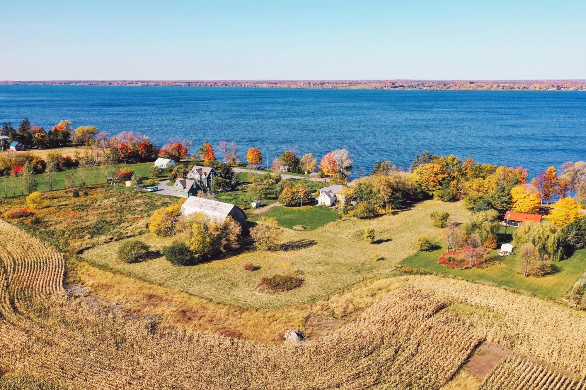 فيلا Loyalist Lakehouse With Private Beach Bongards المظهر الخارجي الصورة